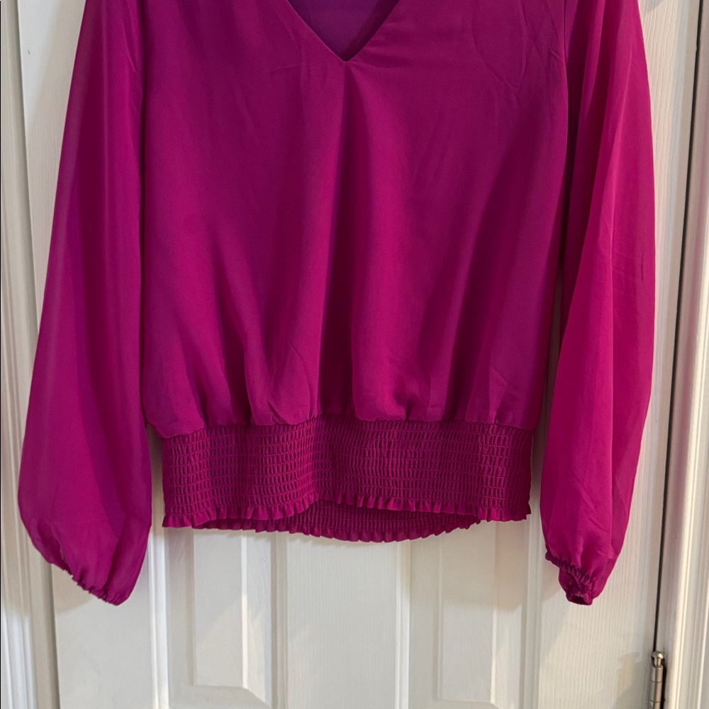 NWT 1.  STATE Magenta V-Neck Top w/ Sheer Long Puffed Sleeves & Ruched Waist - Picture 3 of 9